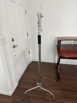C stand with case