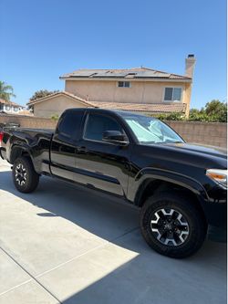 2016 Toyota Tacoma Truck