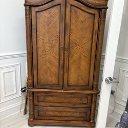 Amoire And Entertainment Center Tommy Bahama