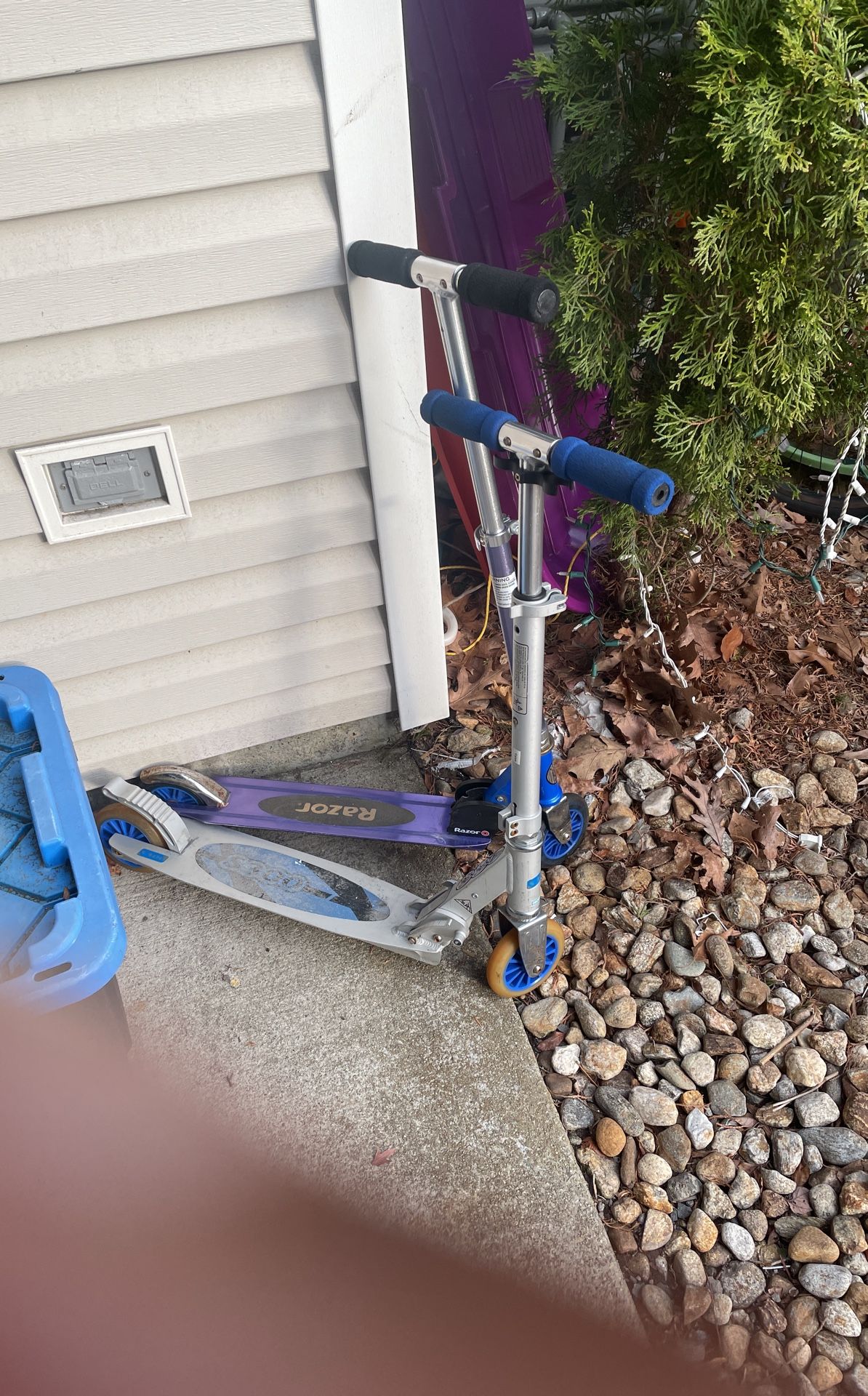 2 Scooters