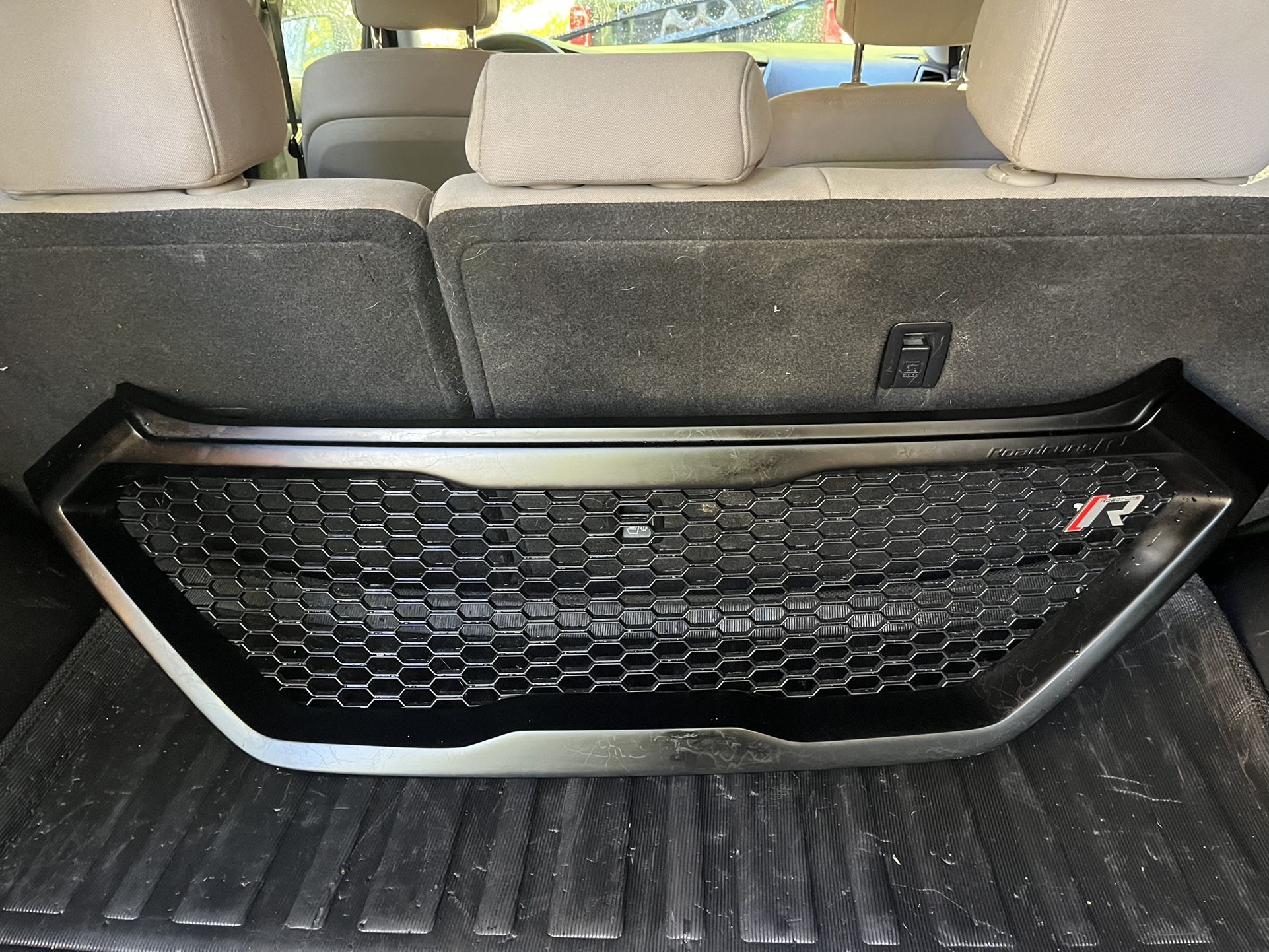 Roadruns Front Radiator Grille Painted Mesh Type For 2016~2018 Hyundai Tucson
