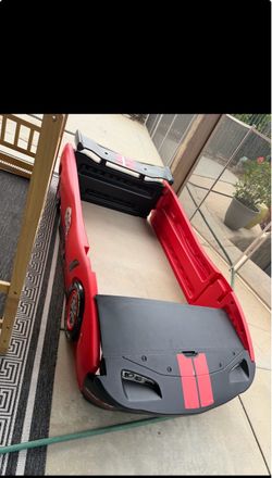 Race car bed