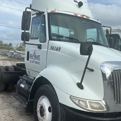 Cummin año 2007 serie 8600 automatico