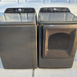SAMSUNG SUPER CAPACITY WASHER AND STEAM DRYER 