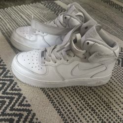 Nike Air Force 1 Size 4Y