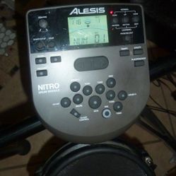 Alesis Nitro Mesh Kit Electronic Drum Set