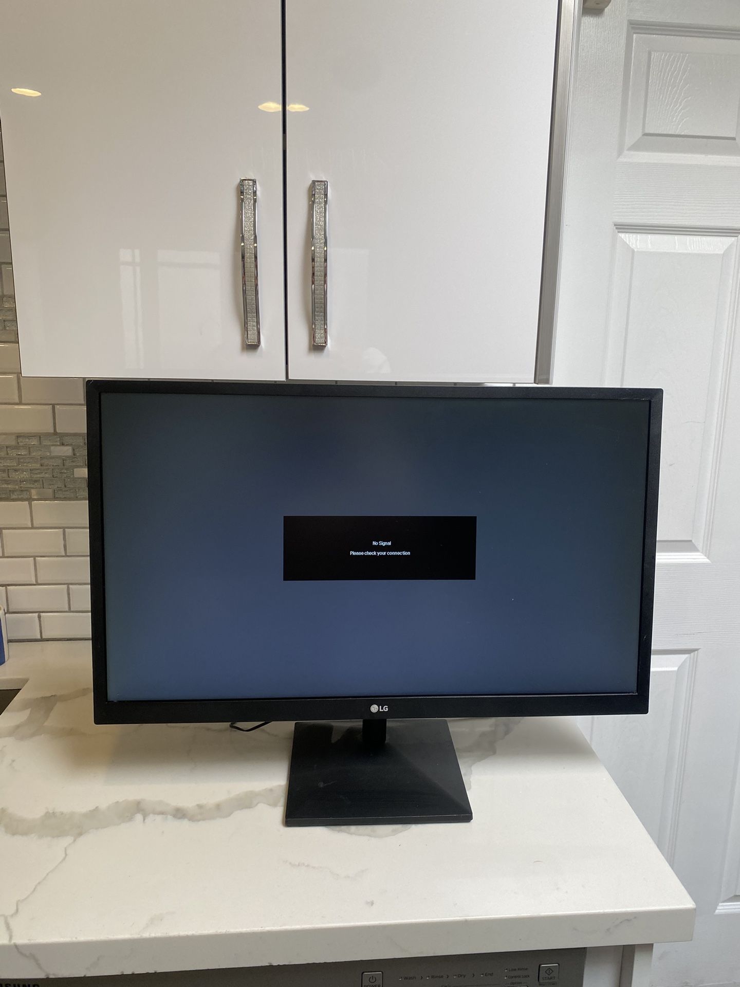 Lg Monitor 27 Inches With HDMI Port 