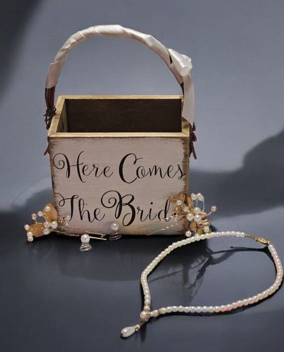 ♡Flower Girl Basket "Here comes the bride" w/pearl jewlery & hair accessories♡