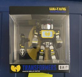 Bait transformers Soundwave Wu tang Exclusive Vinyl Figure