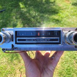 Chevy C10 Radio