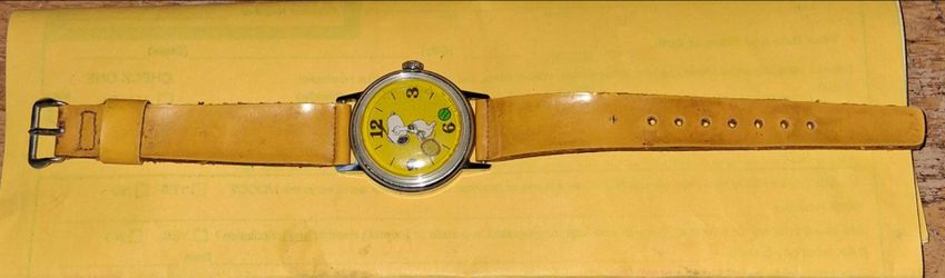 Vintage Snoopy Tennis Wristwatch