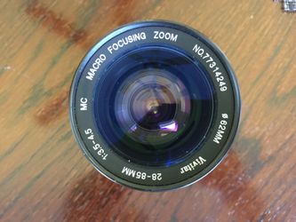 Vivitar 28-85mm F3.5 macro zoom lensPentax mount.