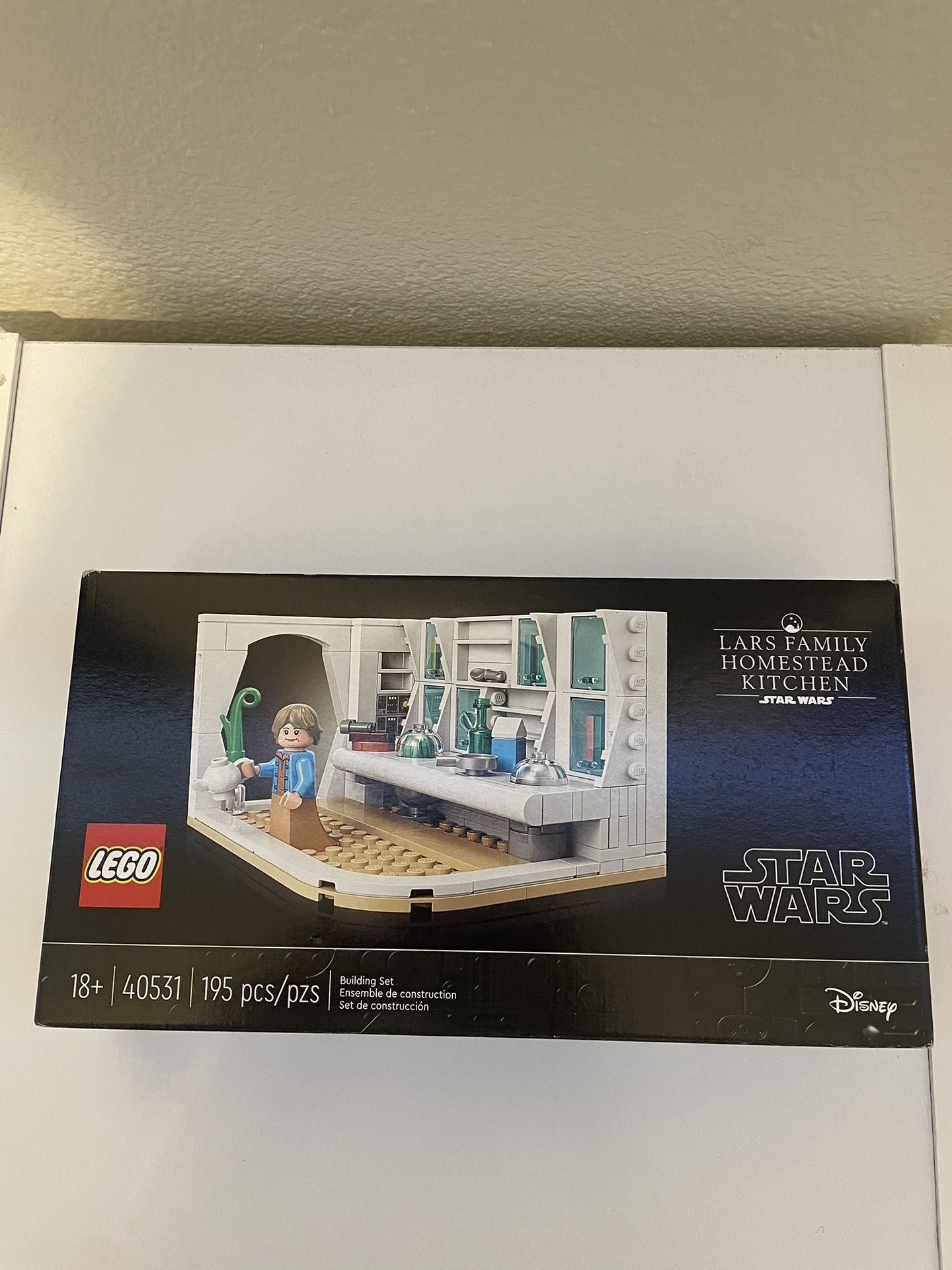 Lego Lars Family Kitchen