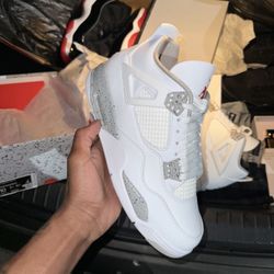 JORDAN 4 “white Oreo” 