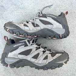 Hiking Boots Women/girls Size 6
