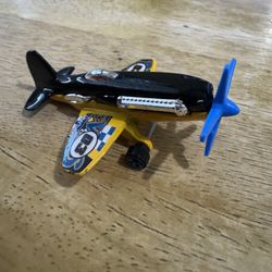 Hot Wheels Black Yellow Mad Propz Plane 