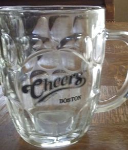 CHEERS MUG