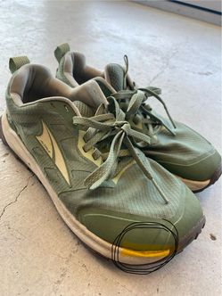 WOMEN’S 8.5 ALTRA LONE PEAK 9 TRAIL RUNNING SHOES