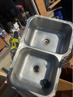 Kitchen sink