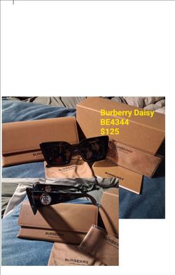Brand new never worn Burberry sunglasses