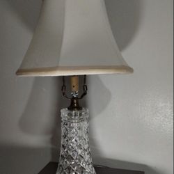 VINTAGE SIDE TABLE CRYSTAL LAMP 16"