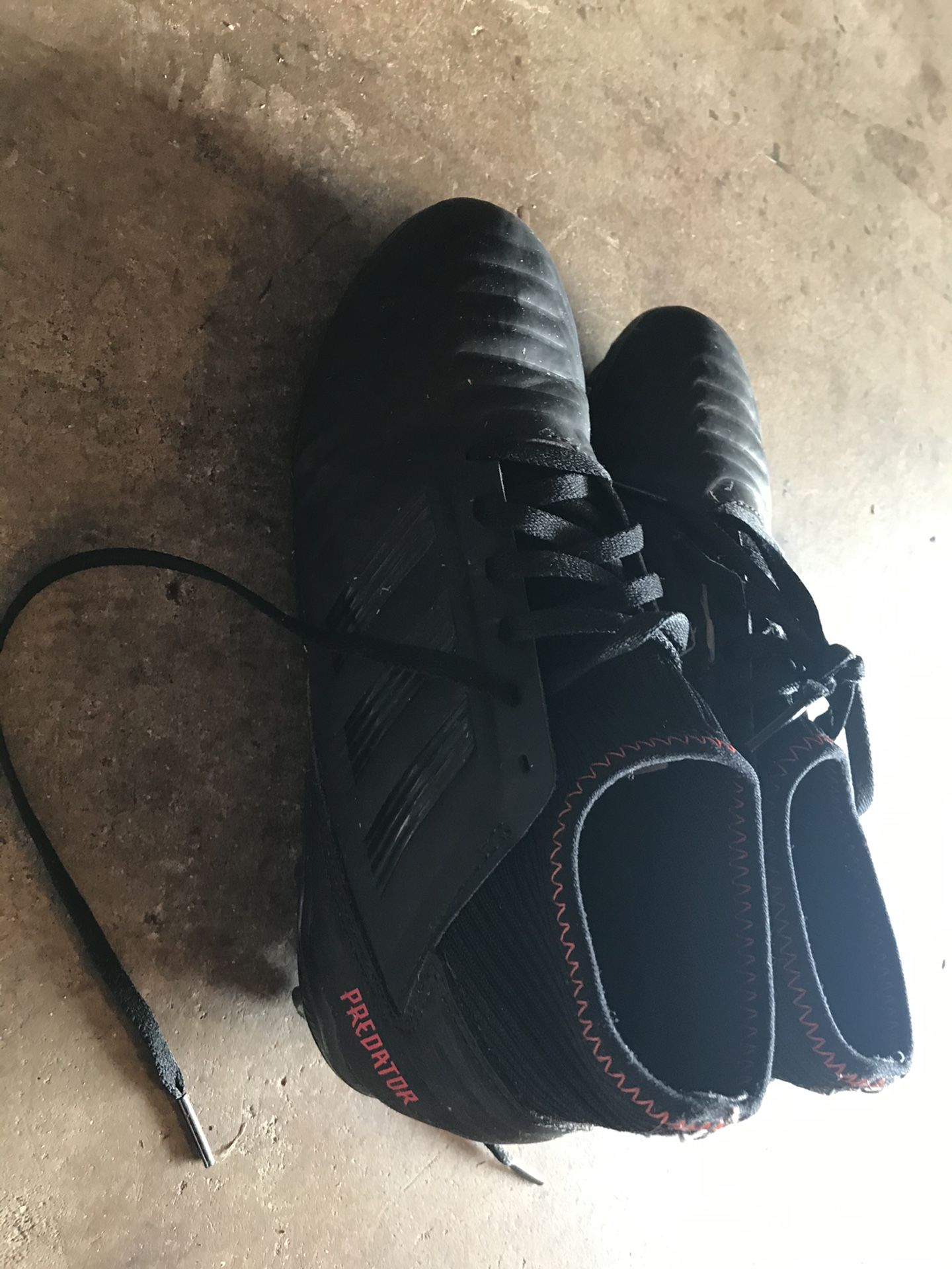 Adidas soccer cleats size 4