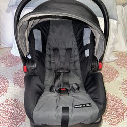 Baby Graco Snugride 30 Car Seat / Silla De Carro Para Bebe 