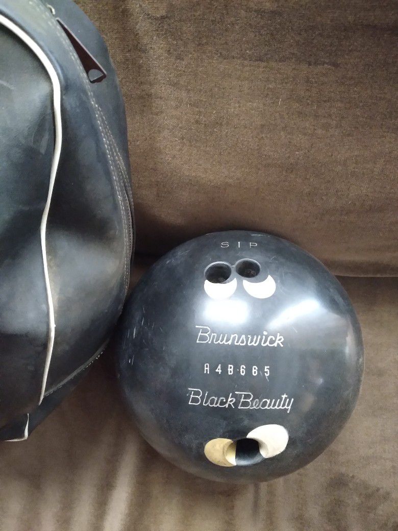 Vintage Bowling Ball Bag for Sale in Fullerton, CA - OfferUp