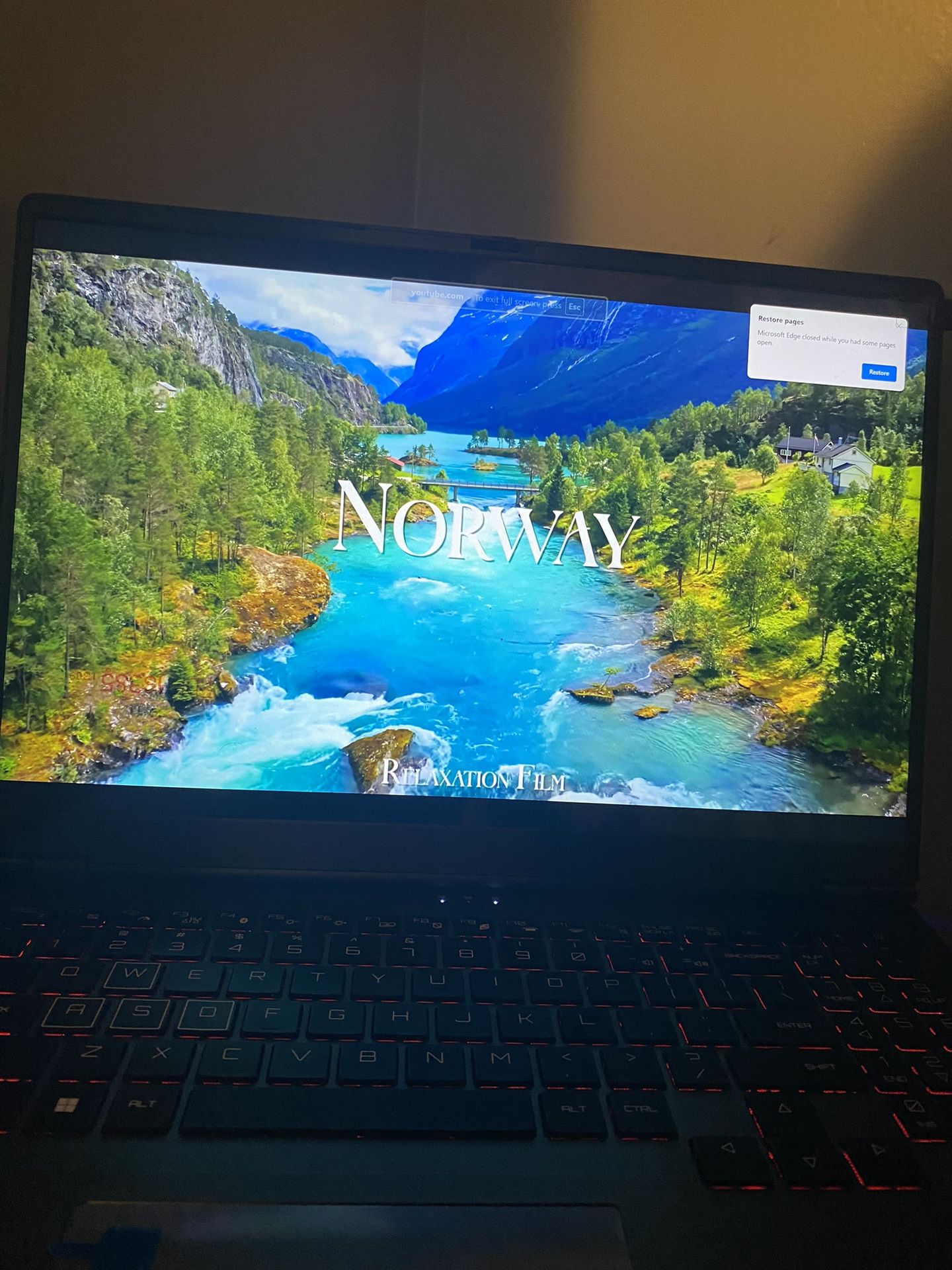 16 Inch Kreative Devices Laptop With Streaming/Gaming Setup (great Condition)