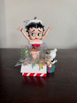 BETTY BOOP MERRY CHRISTMAS ORNAMENT