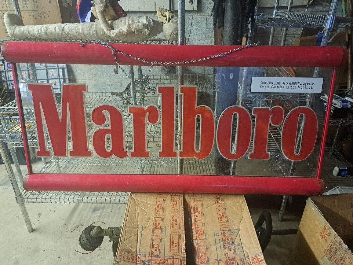 Marlboro Sign