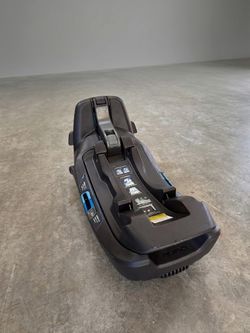 Nuna Pipa RELX car seat base