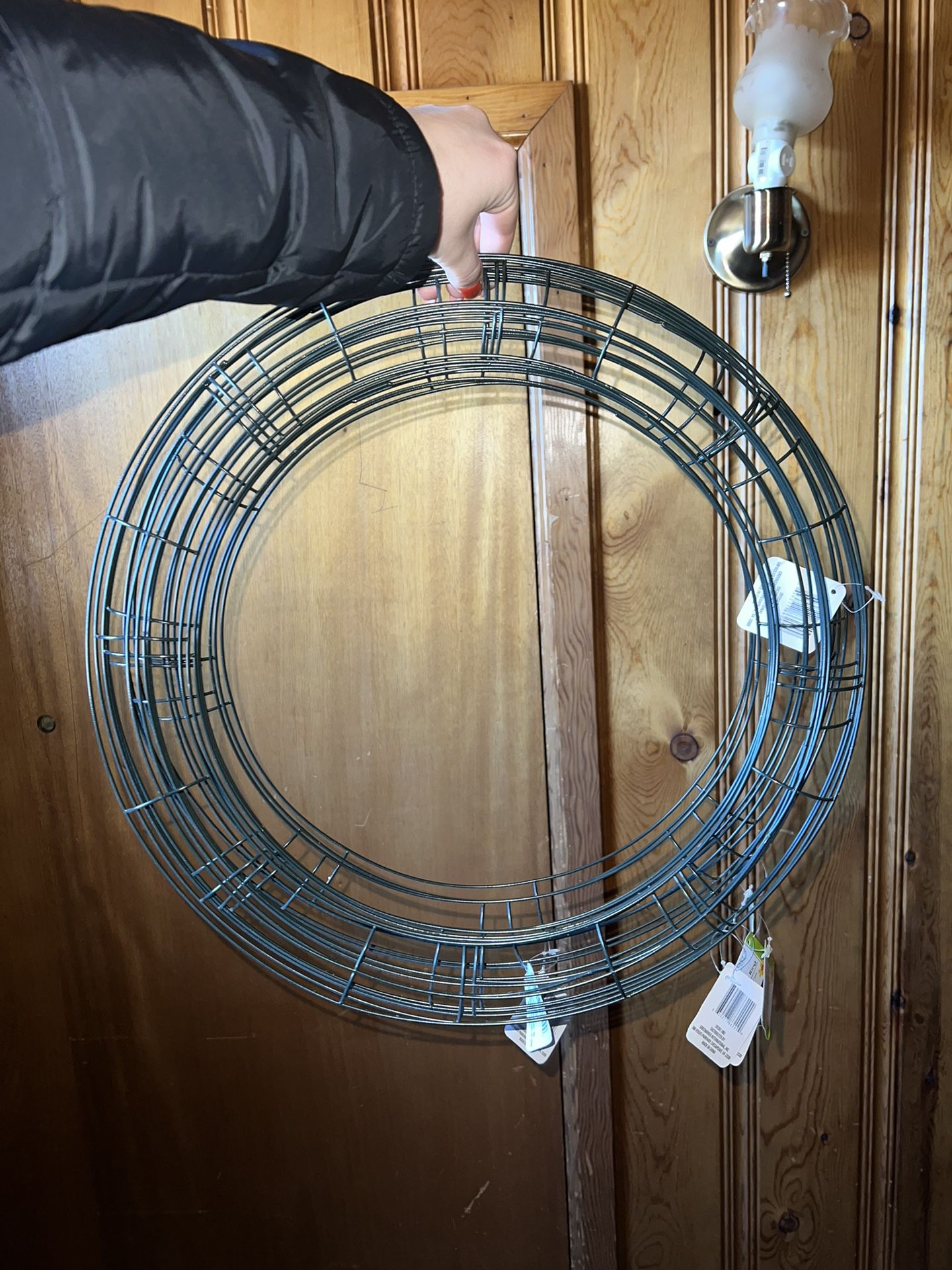 Lot Of  8 Wire Wreaths For Crafting 