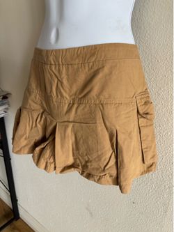 (M) Beige Mini Skirt