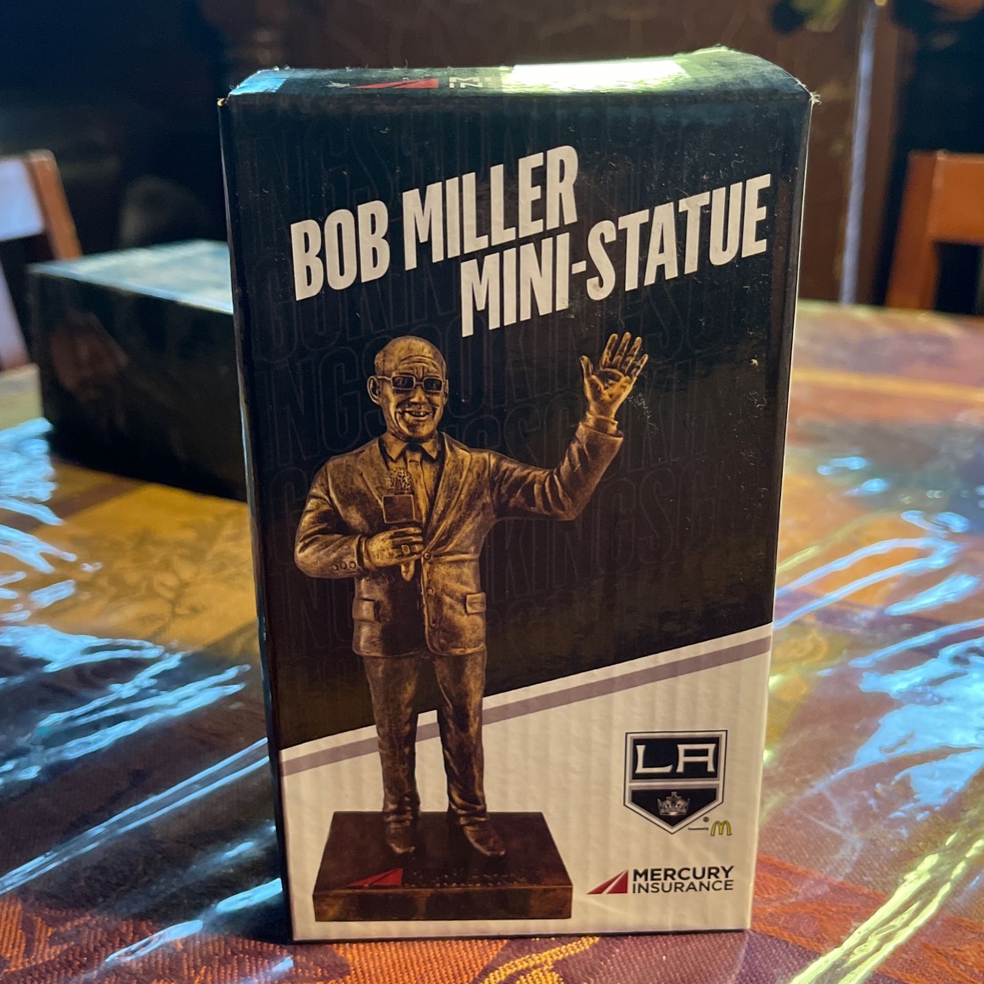 LA Kings Bob Miller Min statue