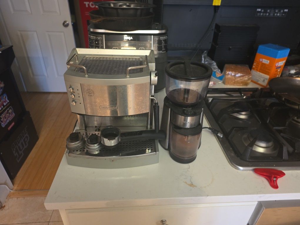 Delonghi Espresso And Cappuccino Maker With Coffee Grinder