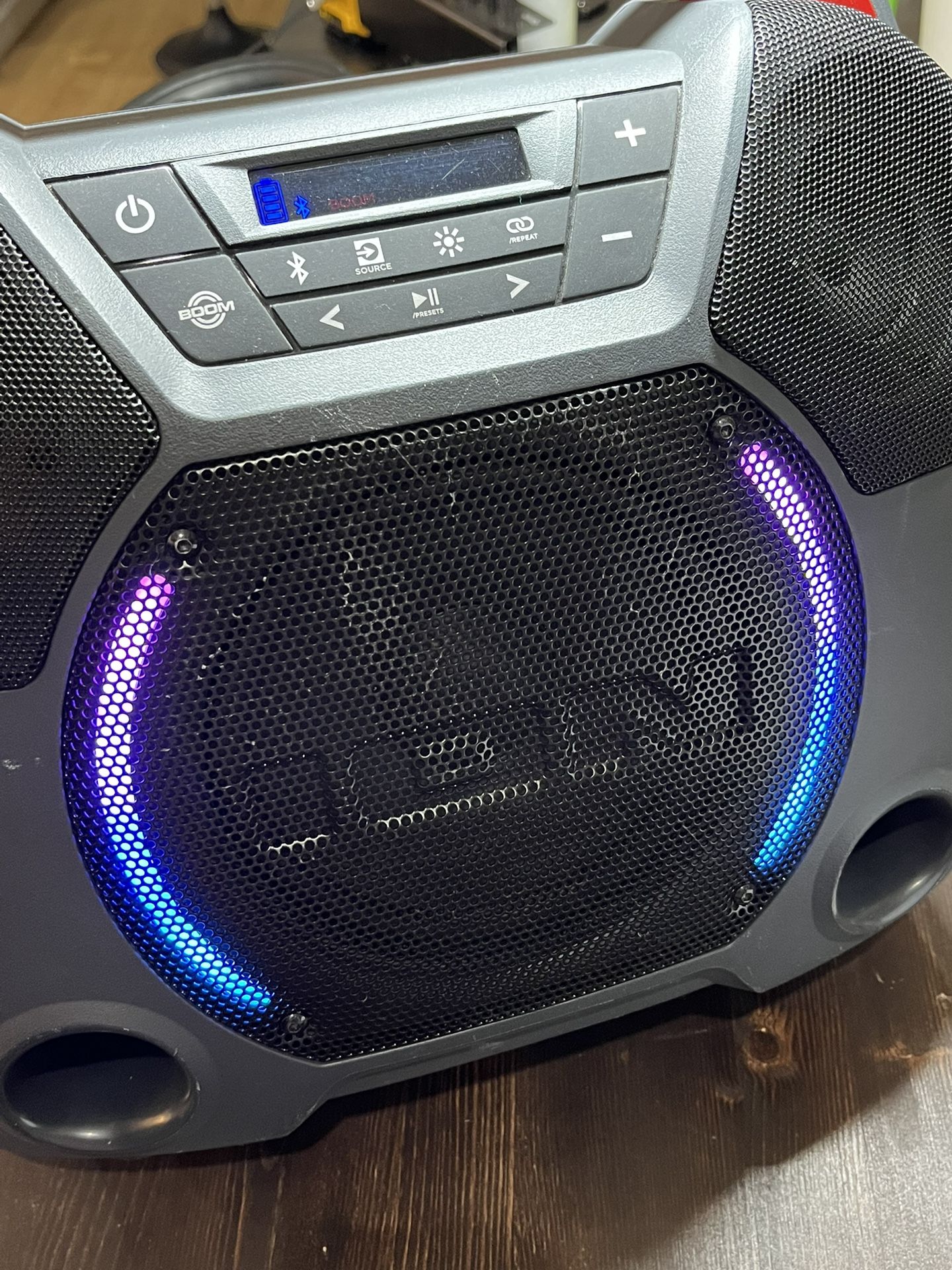 Portable Bluetooth speaker - Pathfinder Go