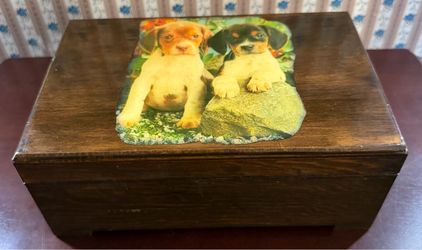 Vintage Wooden Keepsake Box “First Peep” puppy print