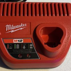 Milwaukee M12 Charger (new)