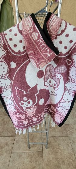 Hello kitty pancho