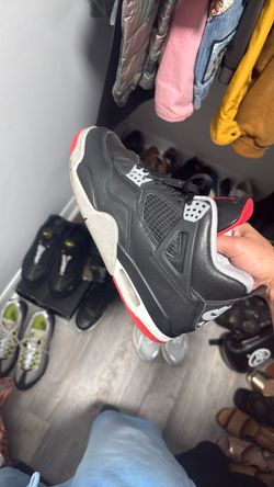 Air Jordan 4 Bred Sneakers