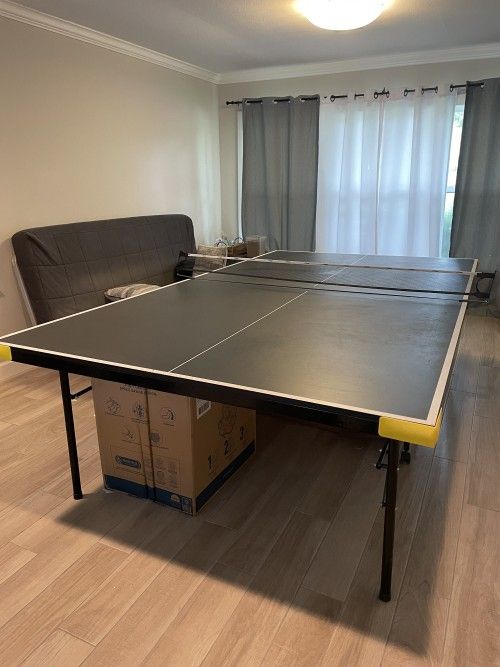 Stiga Ping Pong Table