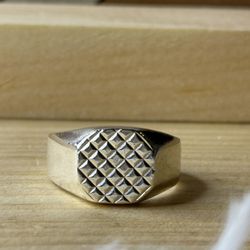Sterling silver Ring  size 9 12.8g