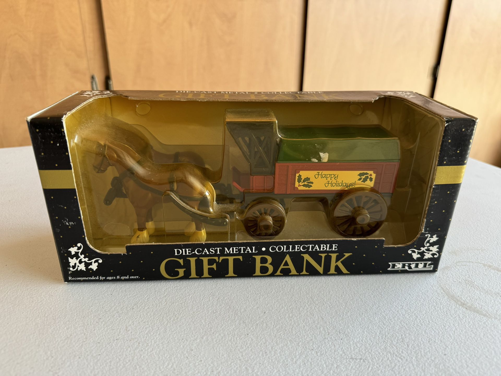 1992 Ertl Die Cast Metal Collectible Gift Bank Happy Holidays Horse and Carriage
