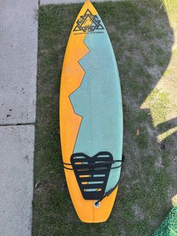 Surfboard (6 FT. short) For Sale