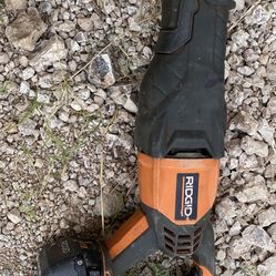 I Saw  Tool Or W Battery 