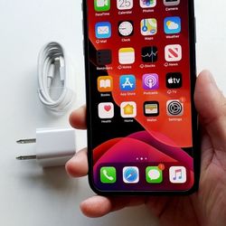 iPhone X - UNLOCKED - Like New 