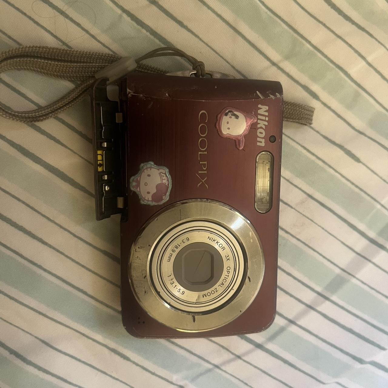 Nikon Burgundy and Red Cameras-and-accessories(off101)