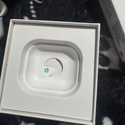 AirPods Gen 3 