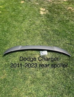 Rear spoiler